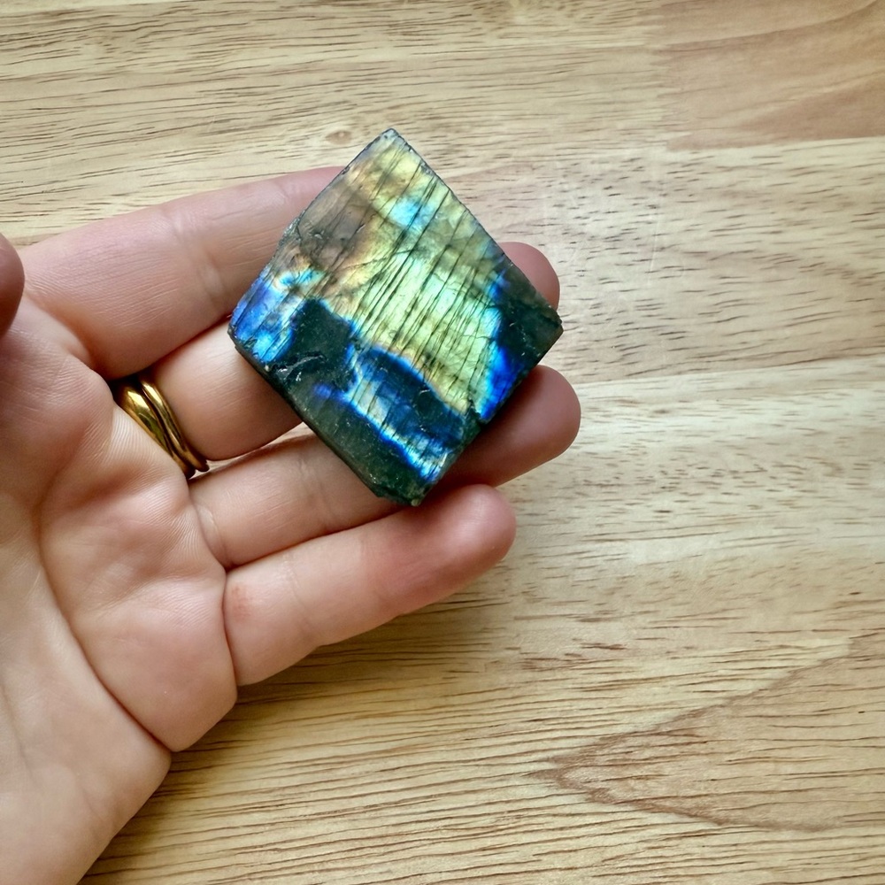 Iridescent Labradorite Slab - Picture 3 of 6
